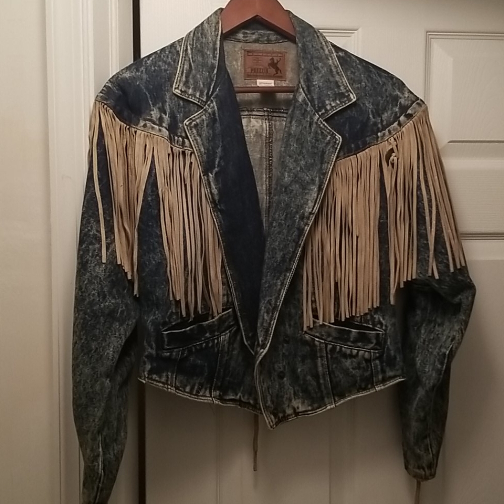 Jean Jacket with beige suede fringes